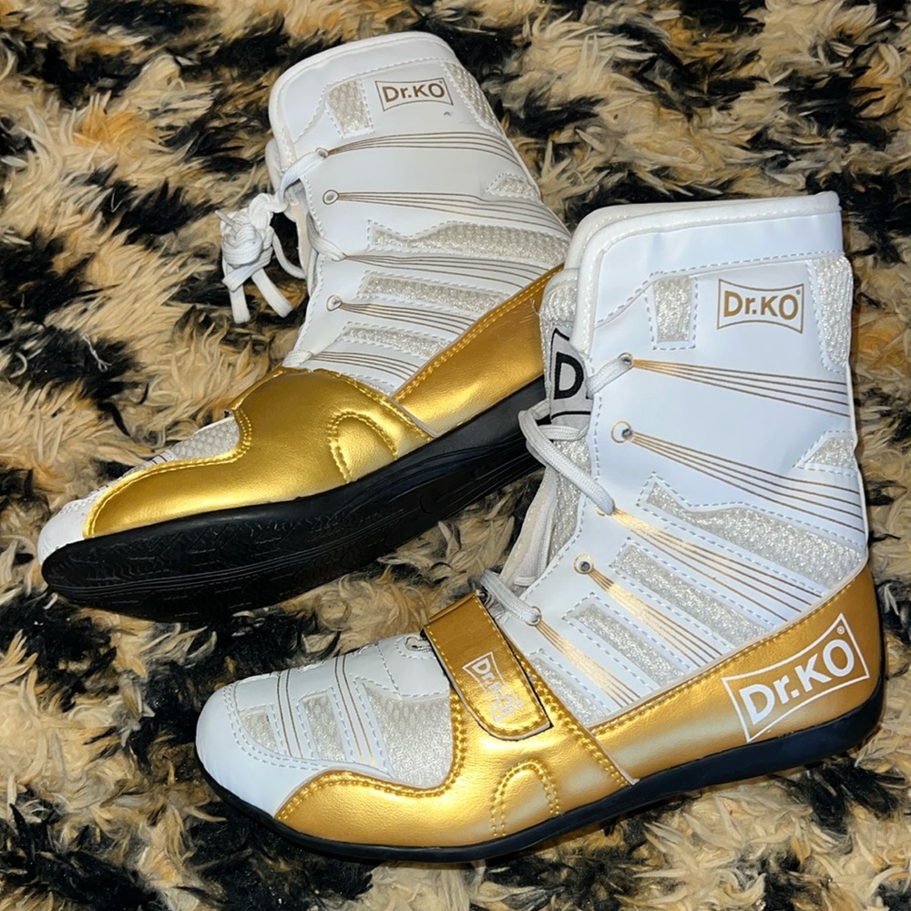 Dr. Ko Boxing Shoes - White Gold - Never Worn